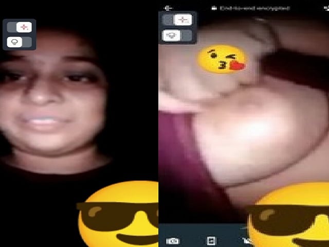 Girlfriend Showing Boobs On Video Call Sex